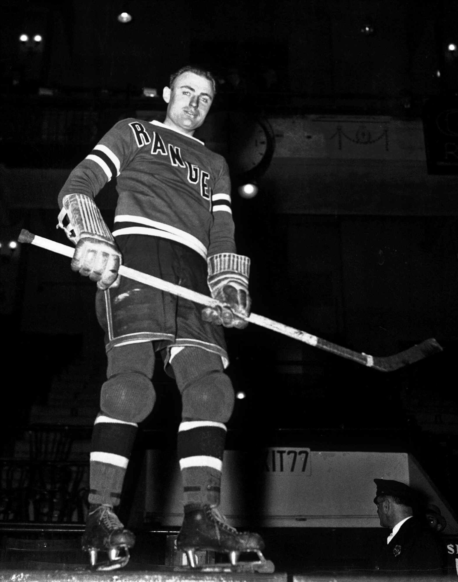 New York Rangers forward Murray Murdoch is shown on Dec 17, 1935. Murdoch, a former Rangers forward who coached Yale for 27 seasons, died Thursday, May 17, 2001, in South Carolina. He was 96. (AP Photo)