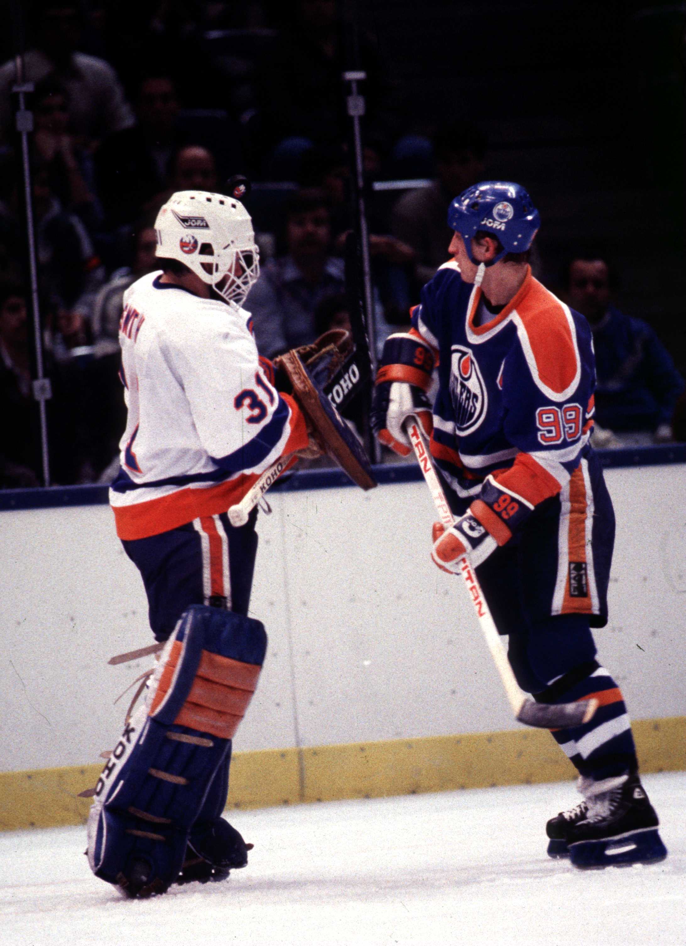 Edmonton Oilers v New York Islanders Billy Smith Wayne Gretzky Getty