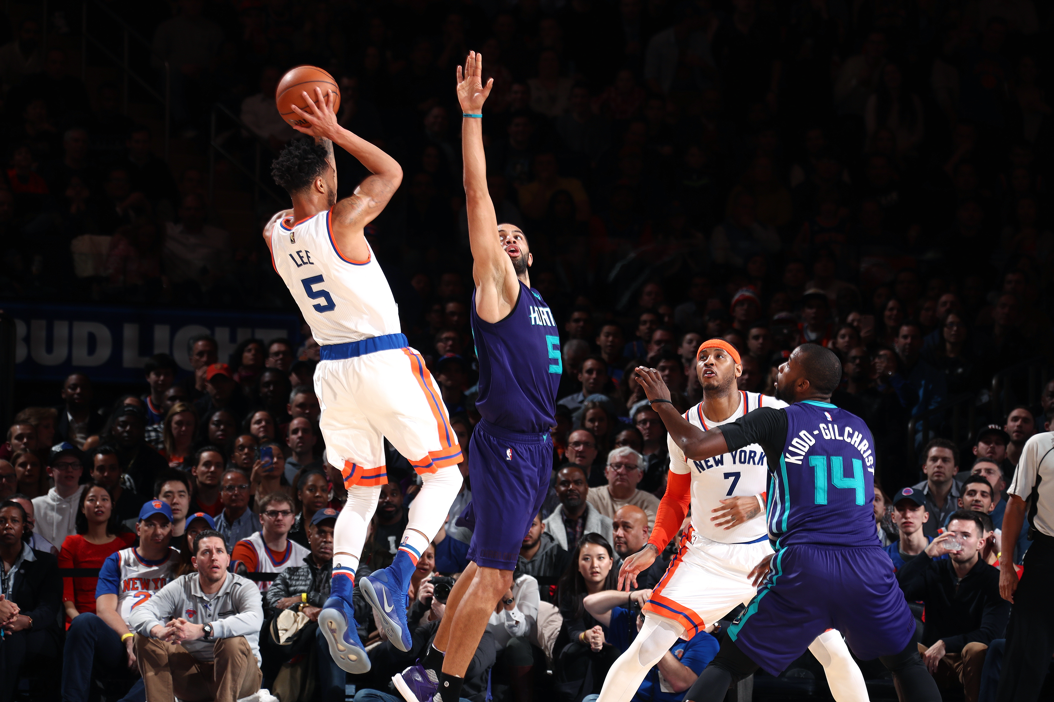 NEW YORK, NY - JANUARY 27: Courtney Lee #5 of the New York Knicks shoots the ball during the game against the Charlotte Hornets on January 27, 2017 at Madison Square Garden in New York City, New York. NOTE TO USER: User expressly acknowledges and agrees that, by downloading and or using this photograph, User is consenting to the terms and conditions of the Getty Images License Agreement. Mandatory Copyright Notice: Copyright 2017 NBAE (Photo by Nathaniel S. Butler/NBAE via Getty Images)