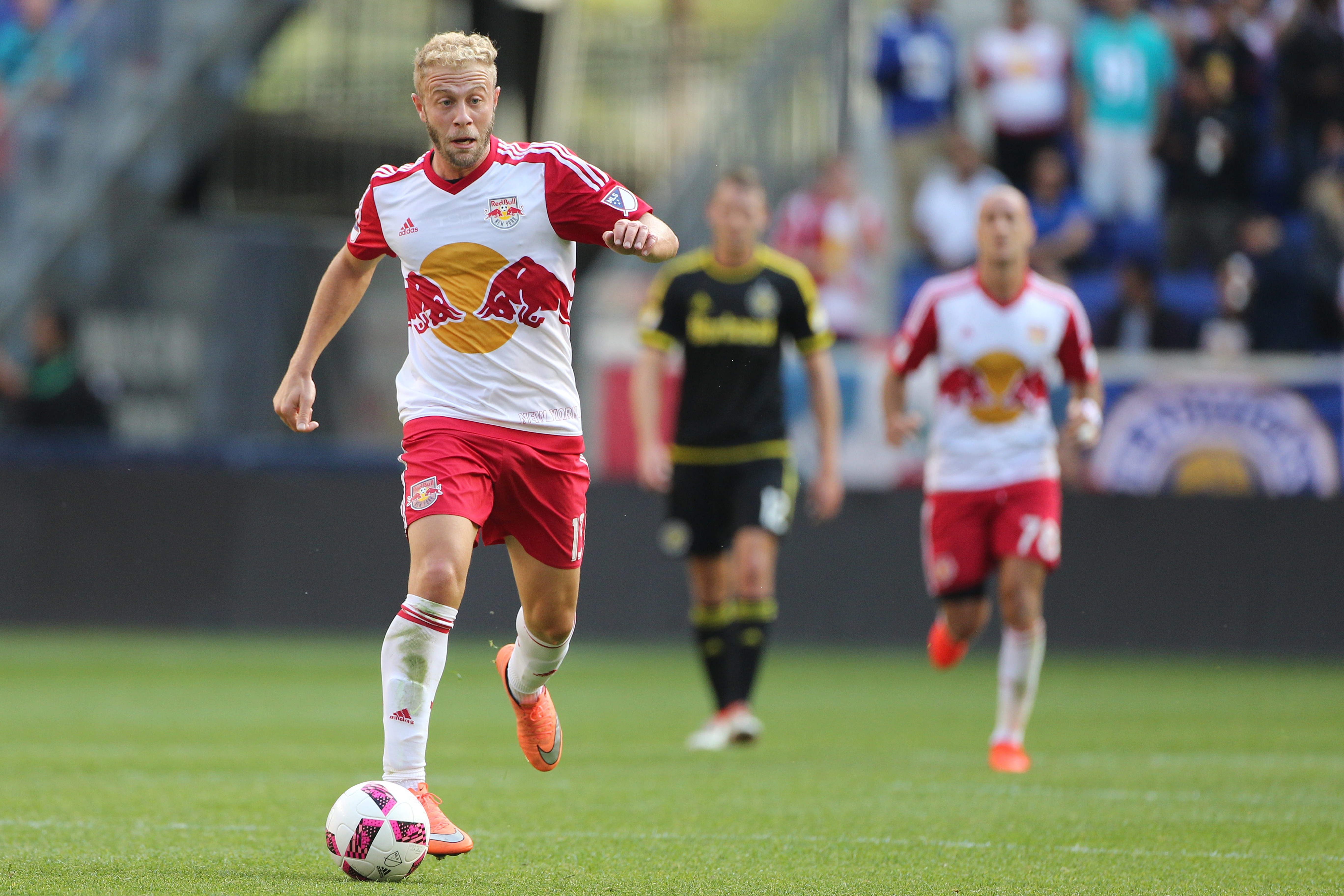 HARRISON, NEW JERSEY- OCTOBER 16: Mike Grella #13 of New York Red Bulls in action during the New York Red Bulls Vs Columbus Crew SC MLS regular season match at Red Bull Arena, on October 16, 2016 in Harrison, New Jersey. (Photo by Tim Clayton/Corbis via Getty Images)