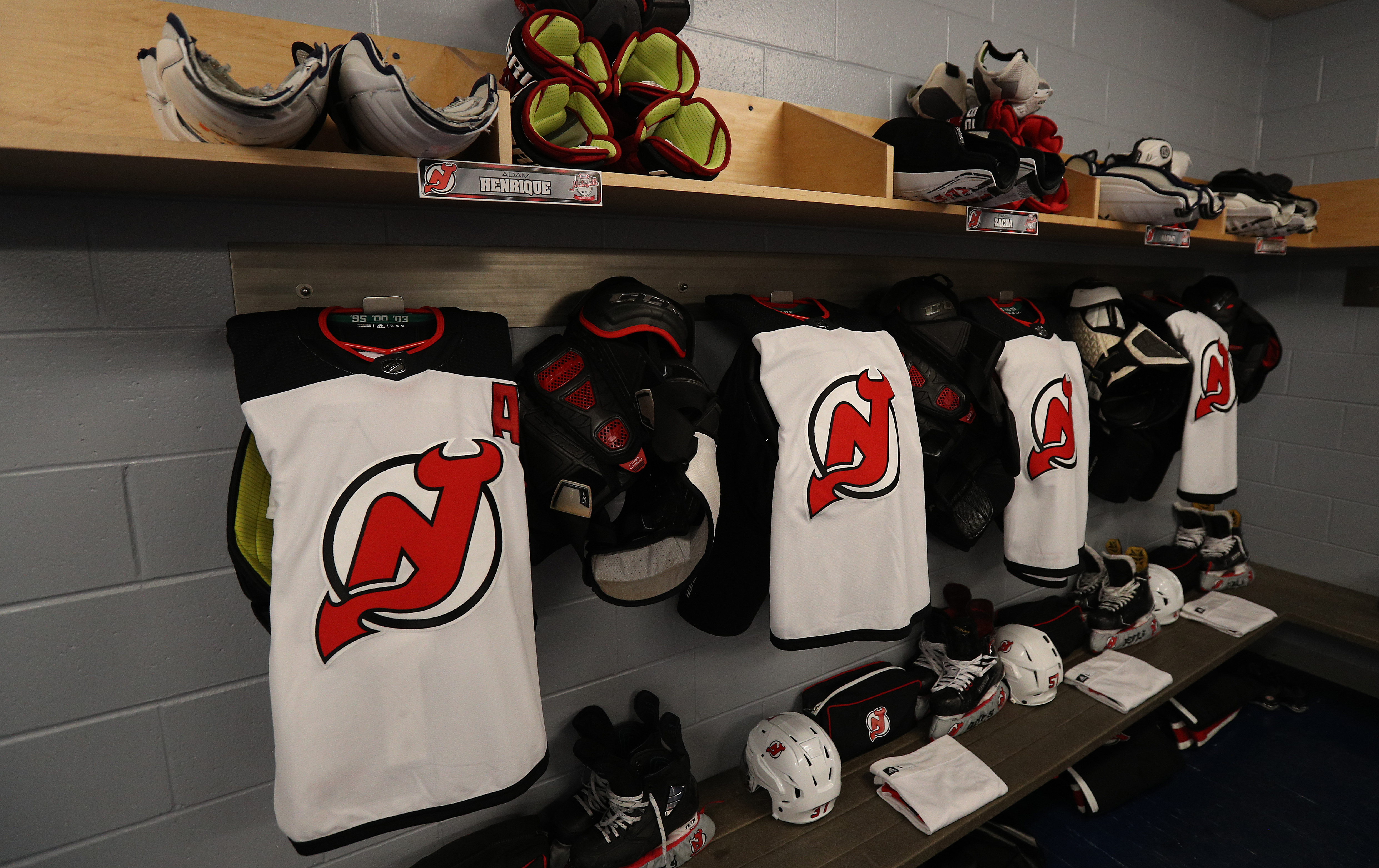 3 New Nhl Locker Room Awards Msgnetworks Com